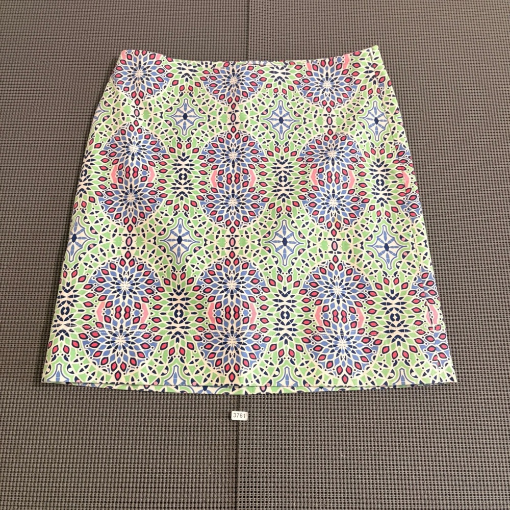 Talbots Womens Size 6 Geometric Medallion Print Straight Skirt Green Blue Pink